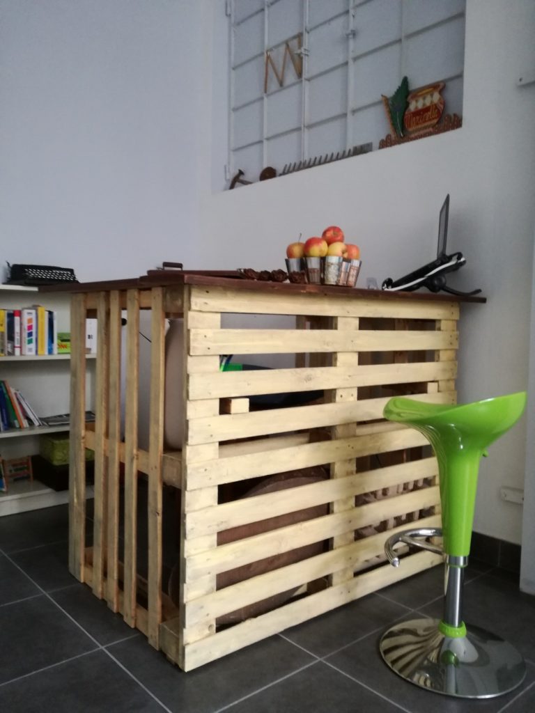 Go Lite Coworking Reception Mele Vert 1200.jpg